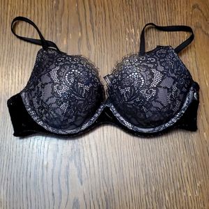 Victoria's Secret Very Sexy Push-up Bra